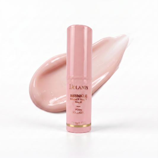 PDRN Face Balm Stick i rosa stiftförpackning framför en klick balm